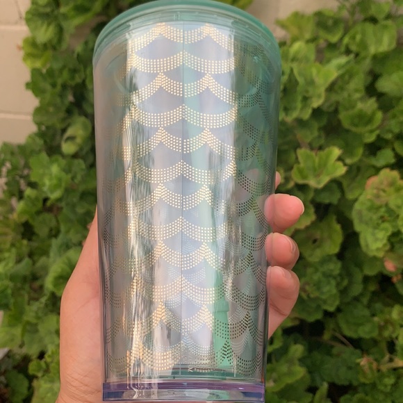 Starbucks Grande Tumbler - Picture 2 of 7